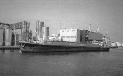 De tanker Volharding 10