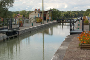 Pont Canal Du Guétin