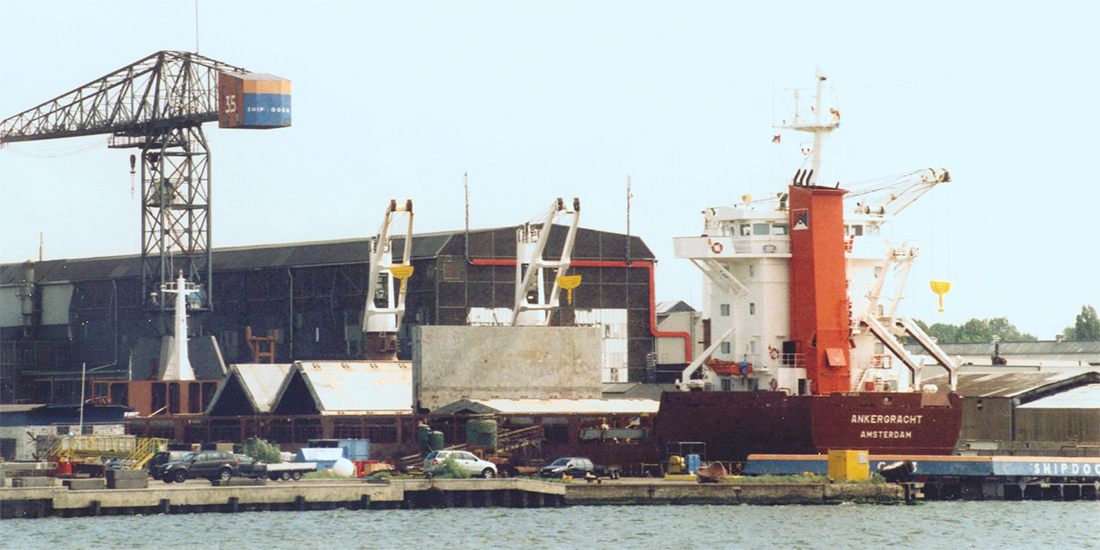 HMS Elfin op de Zaan