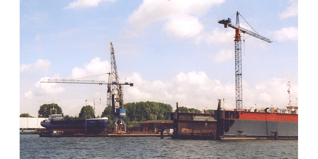 HMS Elfin op de Zaan